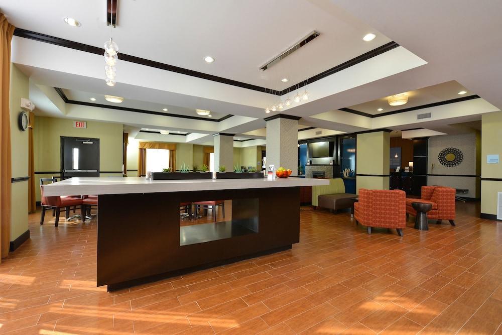 Holiday Inn Express Alva By Ihg Екстер'єр фото