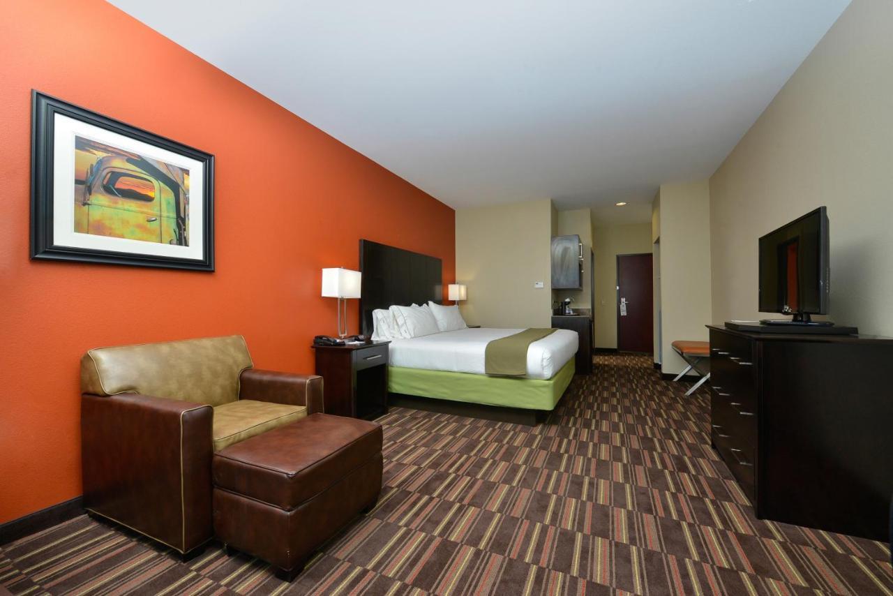 Holiday Inn Express Alva By Ihg Екстер'єр фото